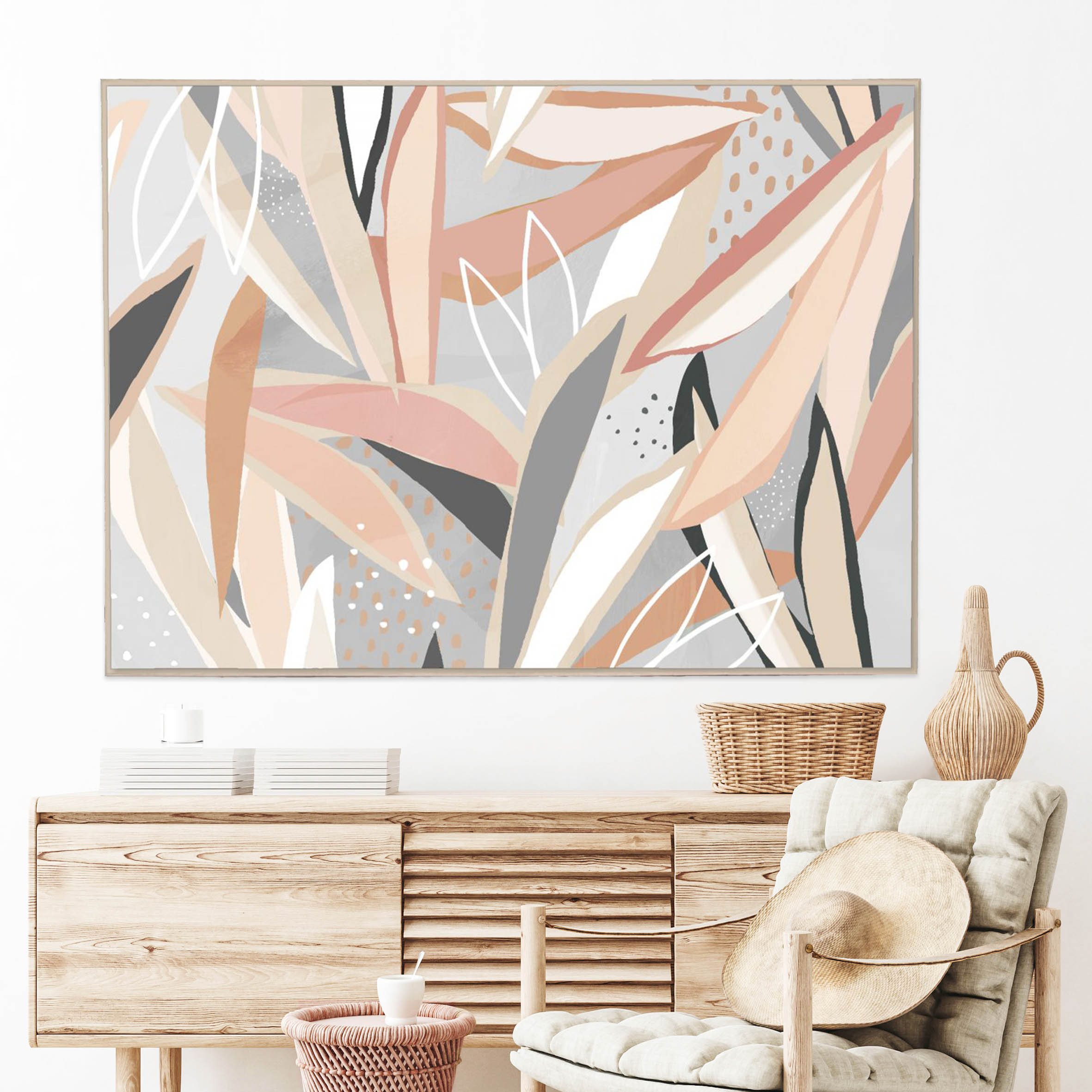 Lady-Love-Abstract-room