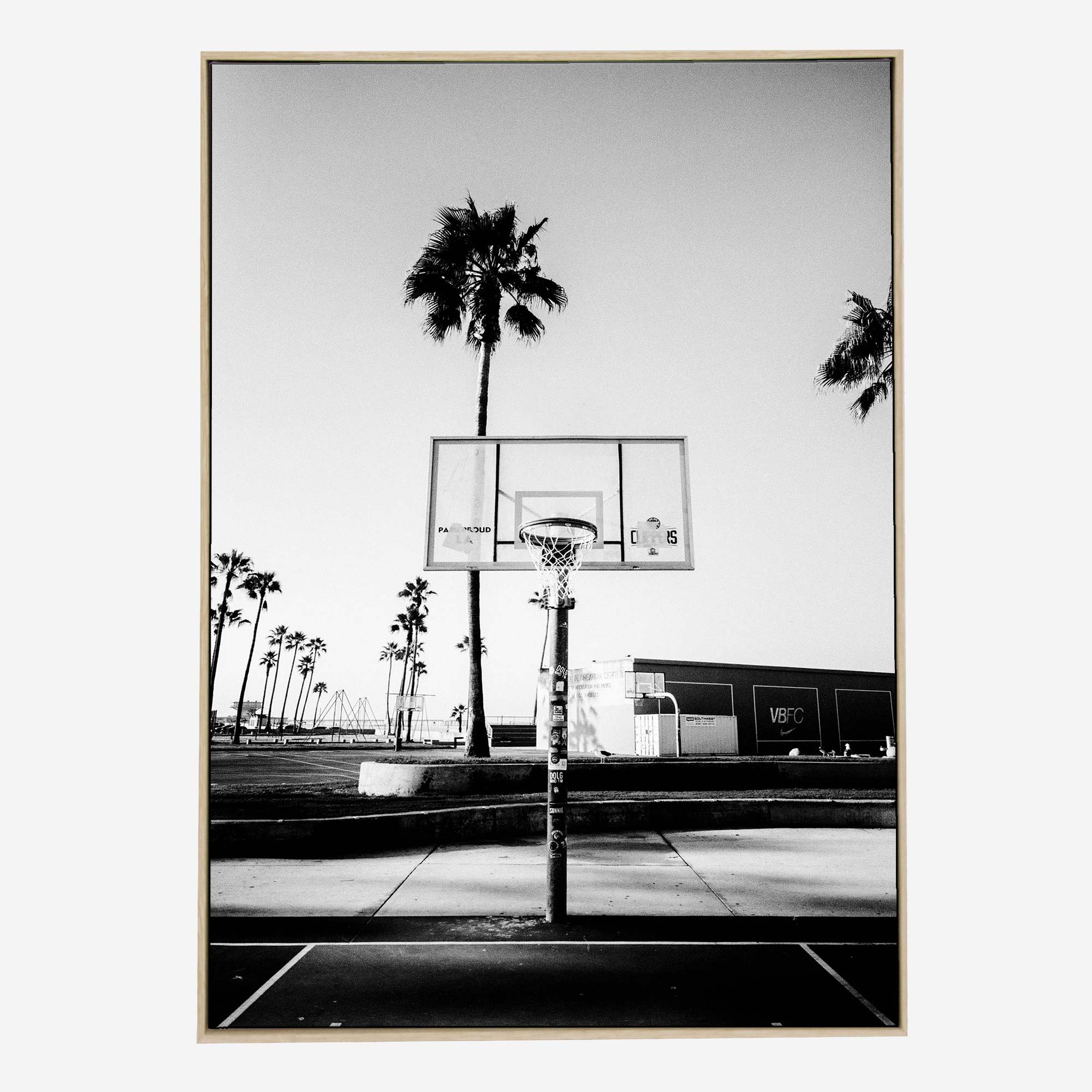 Courtside-Front-Ntrl-Bxd-G