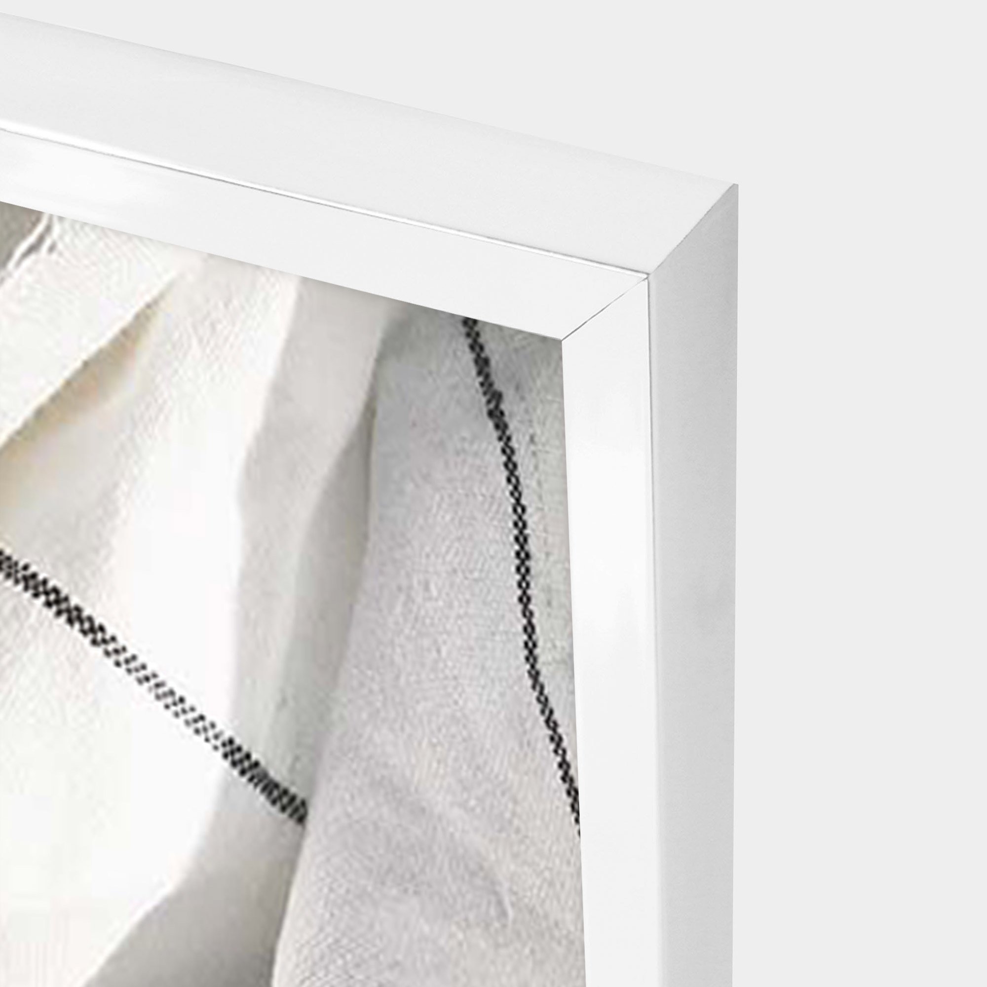 Peach-Glasses-Landscape-Corner-White-G